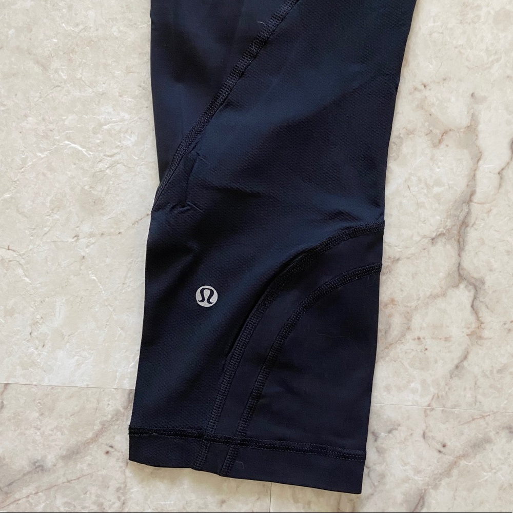 Lululemon run crops